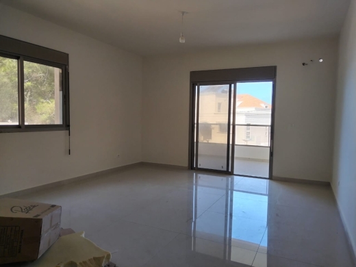 Spacious Apartment For Sale in Maaysra With 70 sqm Garden