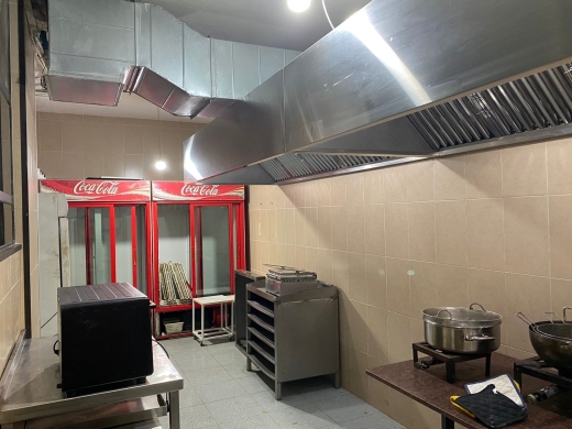 Fully Equipped Central Kitchen for Sale in Furn El Chebbak — 5