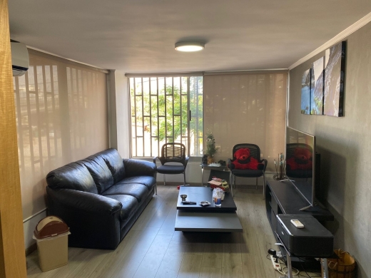 Fully Equipped Central Kitchen for Sale in Furn El Chebbak — 2