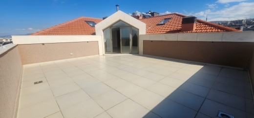 210 SQM Duplex for Sale in Mar Takla — 2