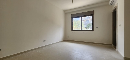 Spacious Apartment With Great Seaview for Sale In Jamhour — 4