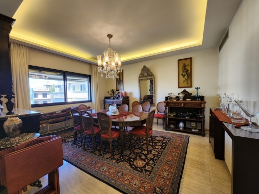 Spacious apartment for sale in prime location Mar Takla — 2