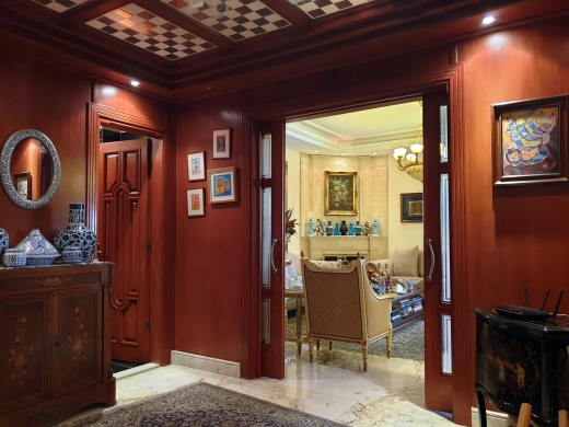 Luxurious & Elegant Apartment for Sale in Baabda — 2