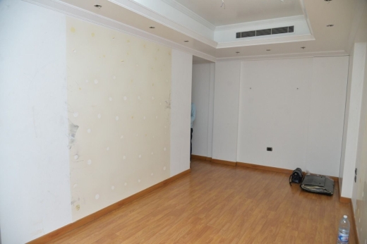 Spacious Apartment for Sale in Hamra — 13