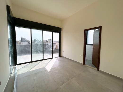 Penthouse with Terraces and Amazing Sea View For Sale in Verdun — 12