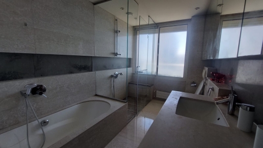 A Spacious Apartment with Amazing Sea View for Sale in Ras Beirut — 14