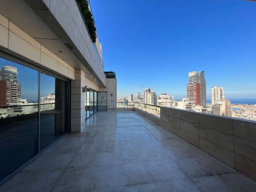 Deluxe Apartment With Terrace for Sale in Achrafieh - Tabaris — 3