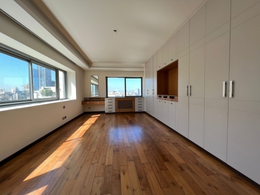 Deluxe Apartment With Terrace for Sale in Achrafieh - Tabaris — 7