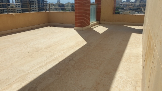 Luxurious Penthouse for Sale in Clemenceau — 14