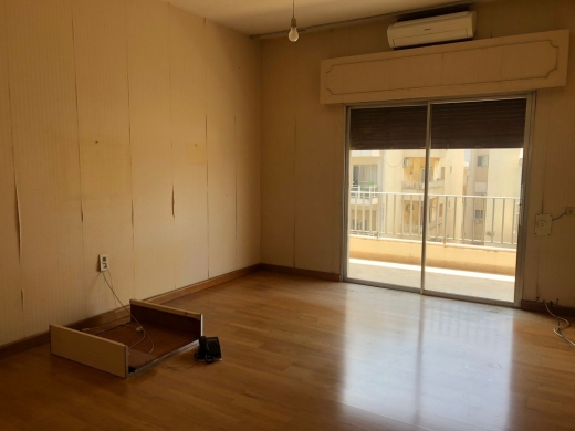 400 SQM Apartment for Sale in Badaro 24-Hour Electricity! — 7