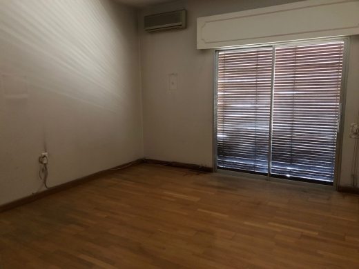 400 SQM Apartment for Sale in Badaro 24-Hour Electricity! — 8