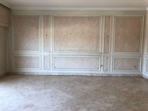 400 SQM Apartment for Sale in Badaro 24-Hour Electricity! — 10