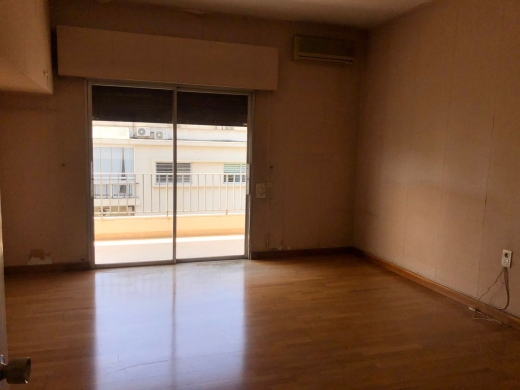 400 SQM Apartment for Sale in Badaro 24-Hour Electricity! — 6