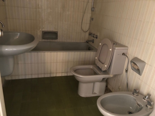 400 SQM Apartment for Sale in Badaro 24-Hour Electricity! — 12