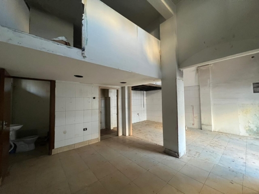 Open Space Shop for Sale in Achrafieh — 2
