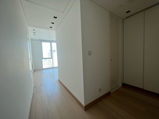 Apartment with City View for Sale in a Prime Location in Achrafieh — 11