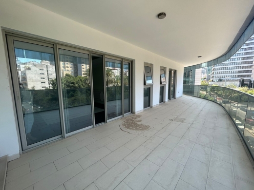 Apartment with Sea View in Prestigious Tower for Sale In Down Town — 2