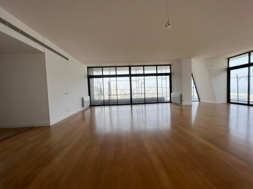 Apartment with Amazing View in a High-Rise Tower for Sale in Achrafieh — 11