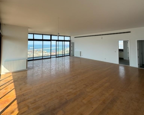 Apartment with Amazing View in a High-Rise Tower for Sale in Achrafieh — 8
