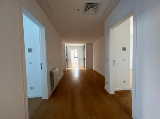 Apartment with Amazing View in a High-Rise Tower for Sale in Achrafieh — 17