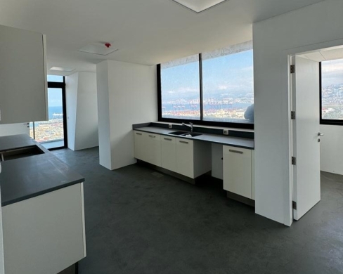 Apartment with Amazing View in a High-Rise Tower for Sale in Achrafieh — 14