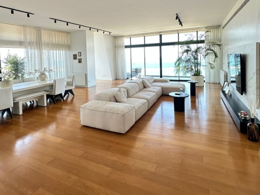 Apartment with Amazing View in a High-Rise Tower for Sale in Achrafieh — 5