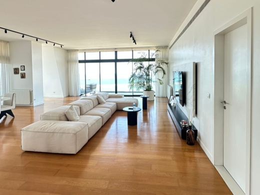 Apartment with Amazing View in a High-Rise Tower for Sale in Achrafieh