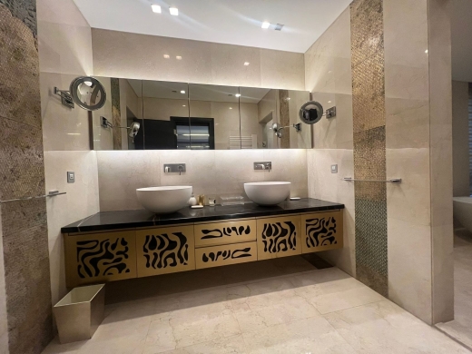Ideal Penthouse with Rooftop Pool for Sale In Achrafieh — 14