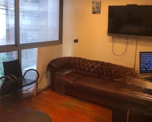 95 SQM Office For Sale in Gemmayzeh, Saifi — 4