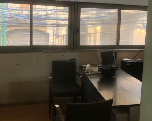 95 SQM Office For Sale in Gemmayzeh, Saifi — 3