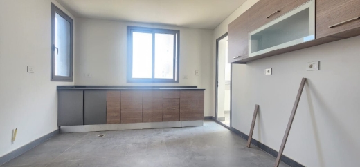 Spacious Apartment For Sale In Badaro — 3