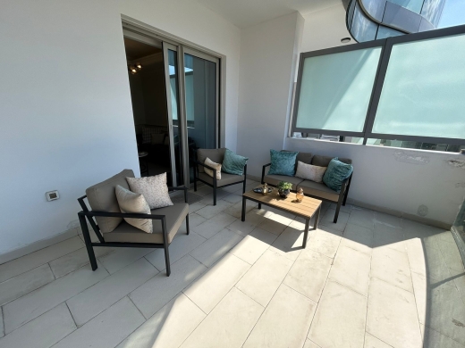 Stylish Apartment for Sale in Downtown On A High Floor with a 20sqm Terrace — 8