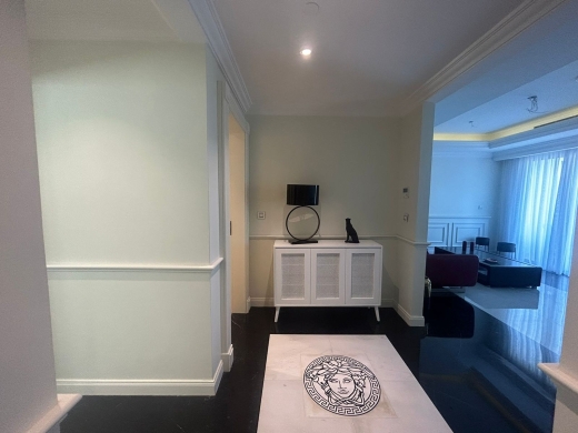 Stylish Apartment for Sale in Downtown On A High Floor with a 20sqm Terrace — 12