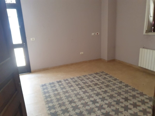 Building of 3 Floors with Front Garden for Sale in Achrafieh — 8