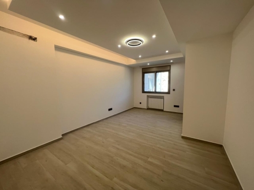 A Duplex With A Breathtaking View for Sale In Adma with A Terrace and A Garden — 3