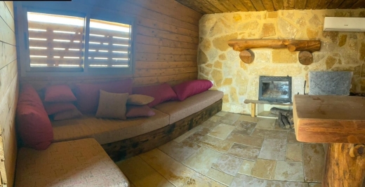 1315 Sqm Land for Sale Including Chalet in Kfarzebian — 7