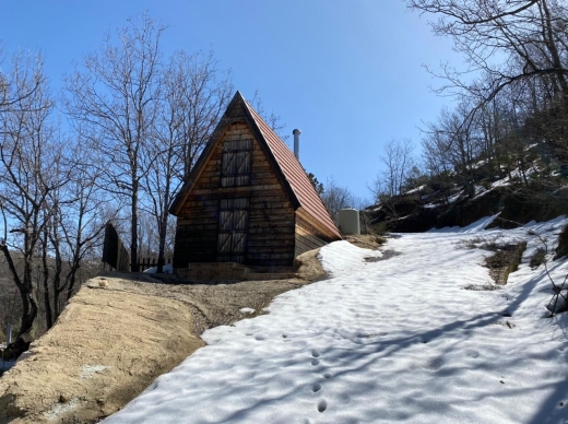 1315 Sqm Land for Sale Including Chalet in Kfarzebian — 6