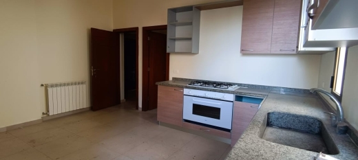 Spacious Apartment with Garden for Sale in Kfarhbeib — 6