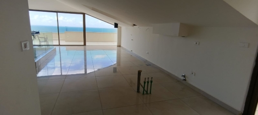 Super Deluxe Duplex For Sale in Bouar with a panoramic view — 2