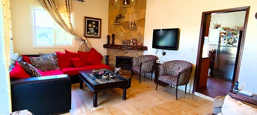 Furnished Chalet for Sale in Faytroun — 3