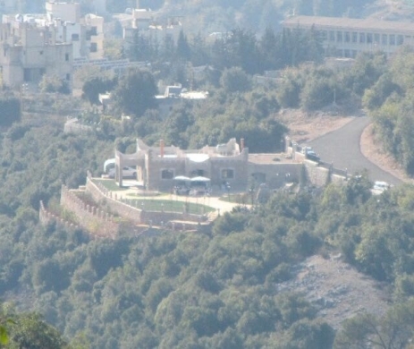 Super Deluxe Villa for Sale in Ajaltoun — 2