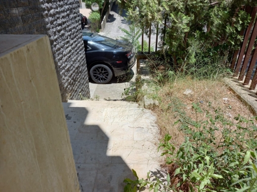 Nicely Located Apartment for Sale in Haret Sakher with a Small Terrace — 11