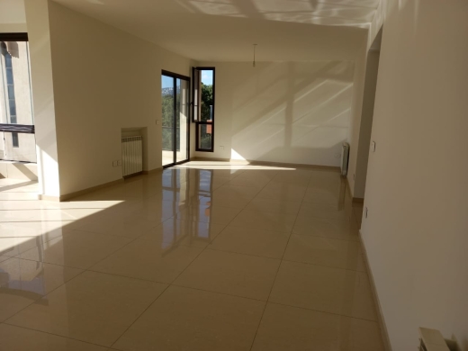 Deluxe Apartment for Sale in a prime location of Haret Sakher — 10