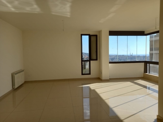 Deluxe Apartment for Sale in a prime location of Haret Sakher — 4