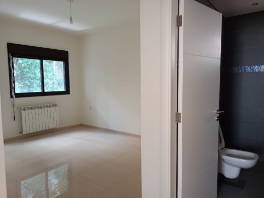 Deluxe Apartment for Sale in a prime location of Haret Sakher — 3