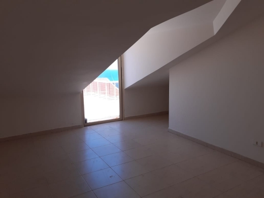 Duplex for Sale in Bouar with Sea View — 3