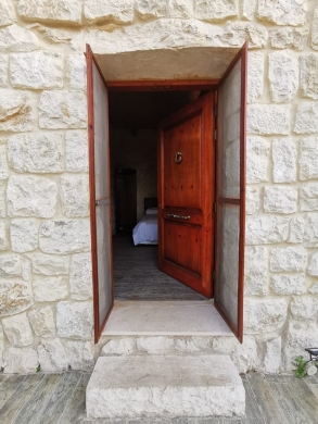 Traditional Building for Sale in Fatqa with a Big Garden — 14