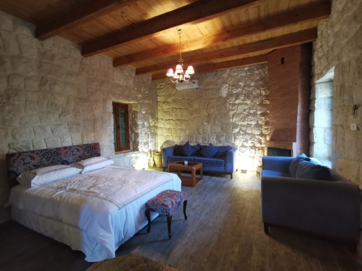 Traditional Building for Sale in Fatqa with a Big Garden — 27