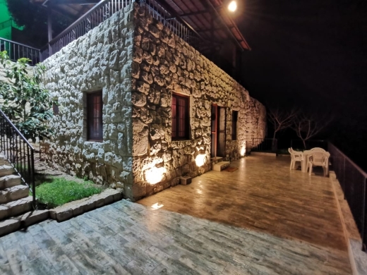 Traditional Building for Sale in Fatqa with a Big Garden — 24
