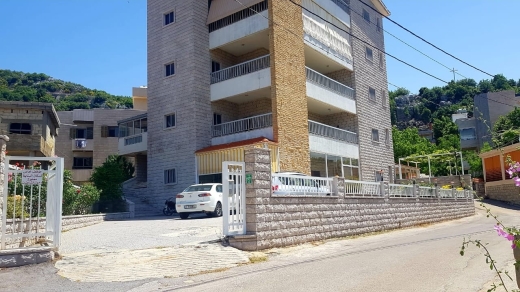 Fully Renovated Building for Sale in Faytroun — 4